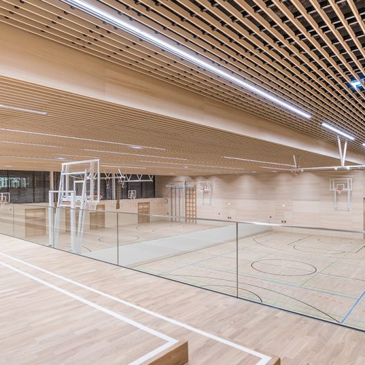 Bildungscampus Gnigl Zuschauerpodest Turnhalle