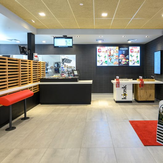 McDonald's Zams, Hauptstraße 1 Gastraum