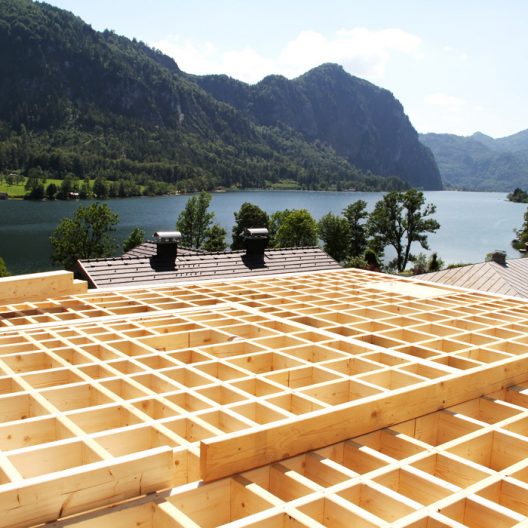 Wohnhaus Mondsee Holzträgerrost