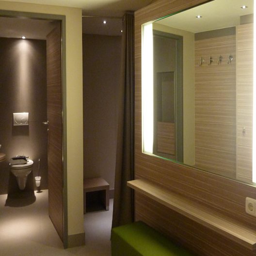 Wellnessanlage Schweizerhof Umkleide