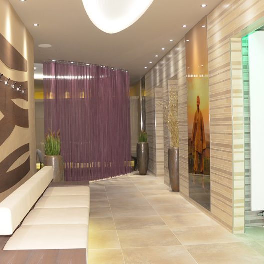 Supreme Hotel - Lady SPA Lady SPA 12