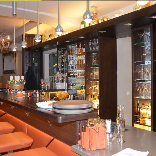 Glüxfall - Cafe / Bar Gastraum 3