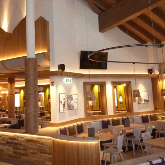 Gamsmilchbar - Obertauern Zehnerkar Gastraum 1