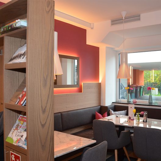 Schlossberg Cafe Gastraum 1