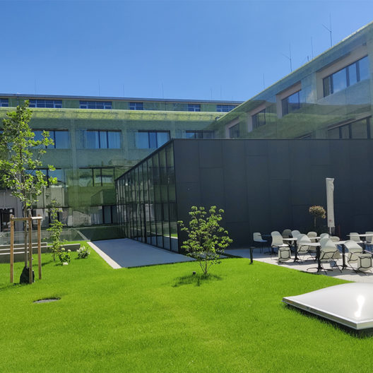 Wüstenrot Bürogebäude und Besprechungssaal